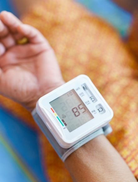 wrist blood pressure